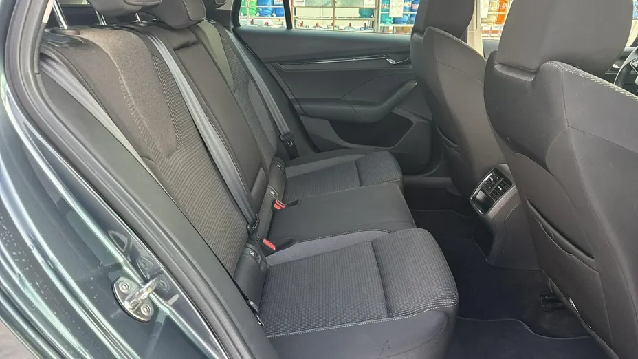 SKODA Octavia -