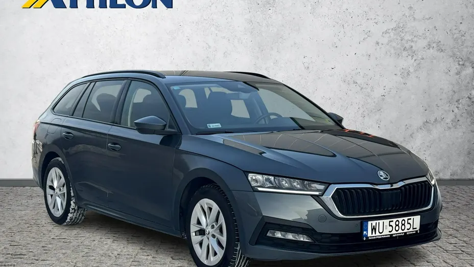 SKODA Octavia -