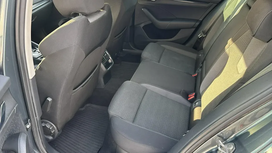 SKODA Octavia -