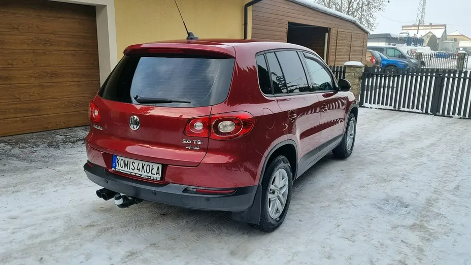 VOLKSWAGEN Tiguan -