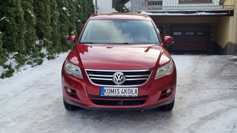 VOLKSWAGEN Tiguan -