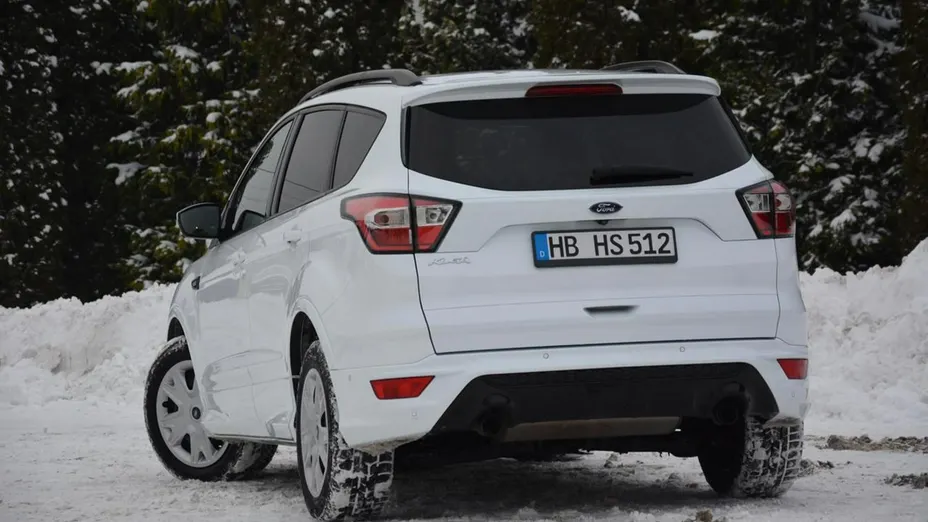 FORD Kuga -