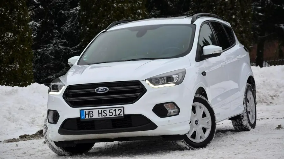 FORD Kuga -