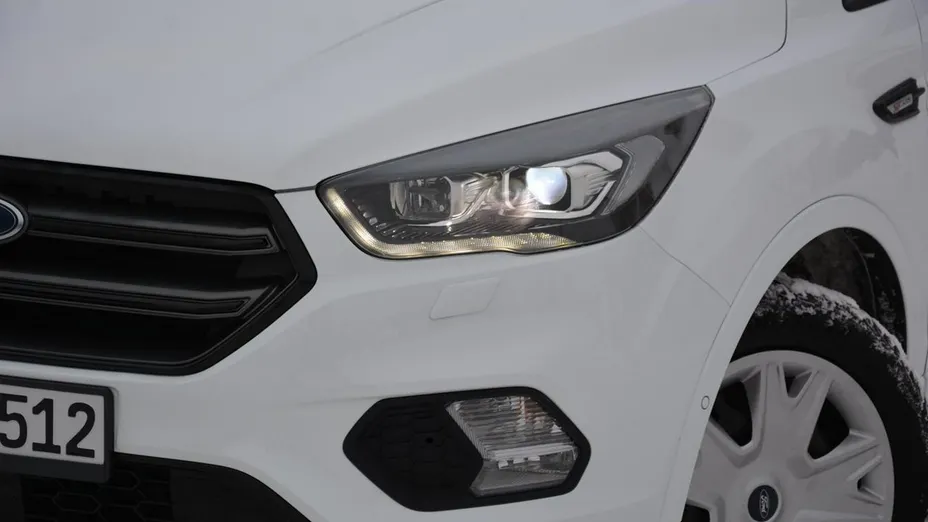 FORD Kuga -