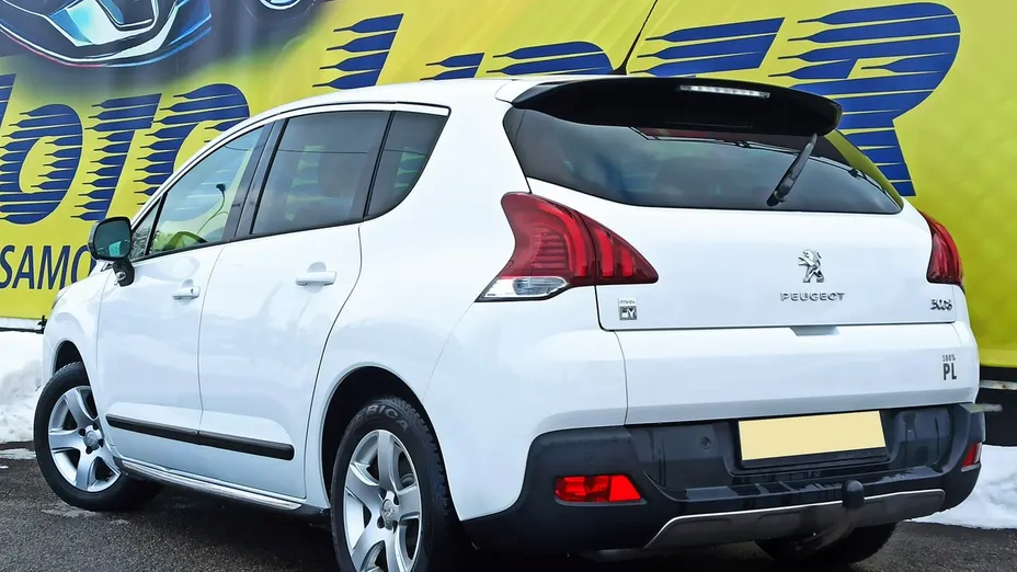PEUGEOT 3008 -