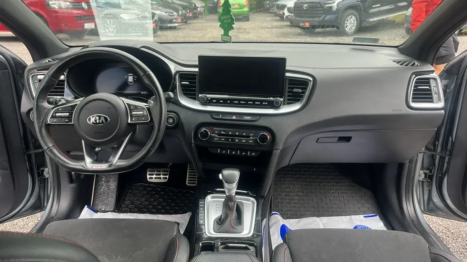 KIA ProCeed -