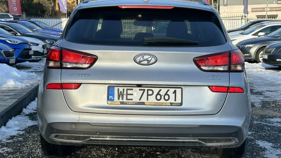 HYUNDAI i30 -