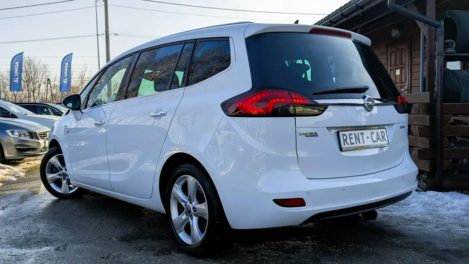 OPEL Zafira -