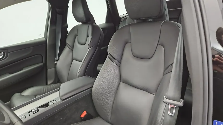 VOLVO XC60 -