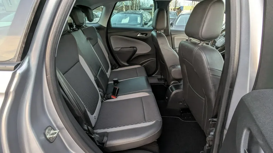 OPEL Crossland X -