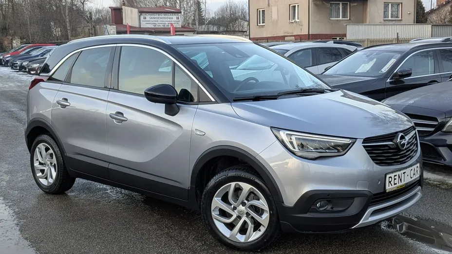 OPEL Crossland X -