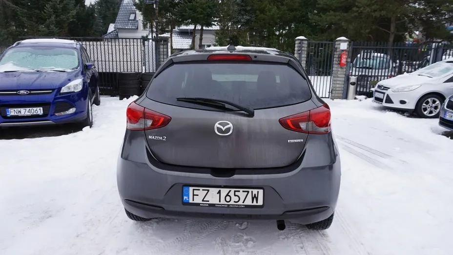 MAZDA 2 -