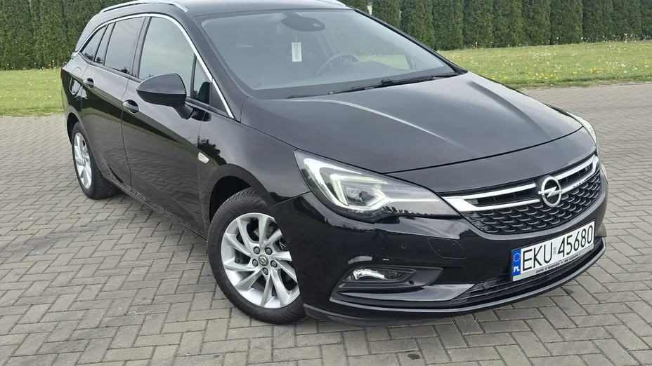 OPEL Astra -