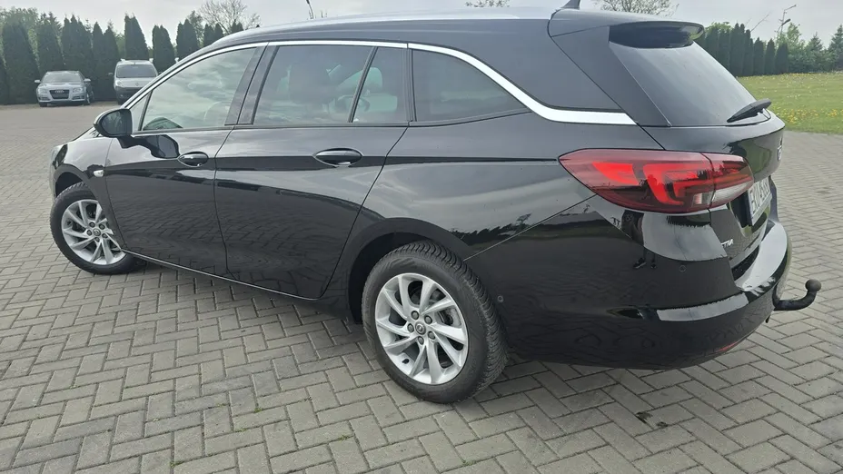 OPEL Astra -