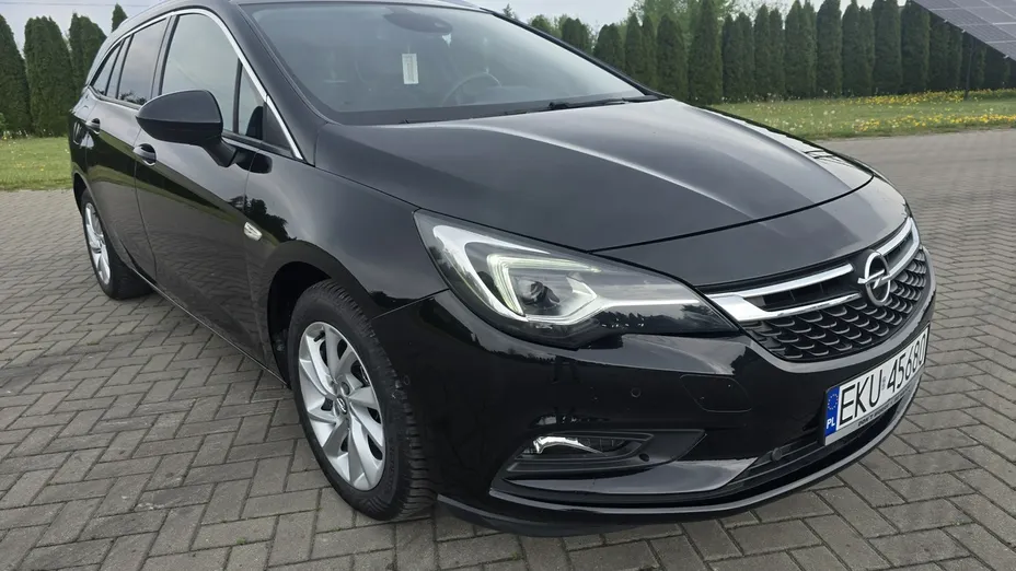 OPEL Astra -