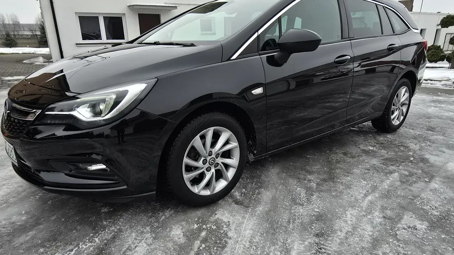 OPEL Astra -