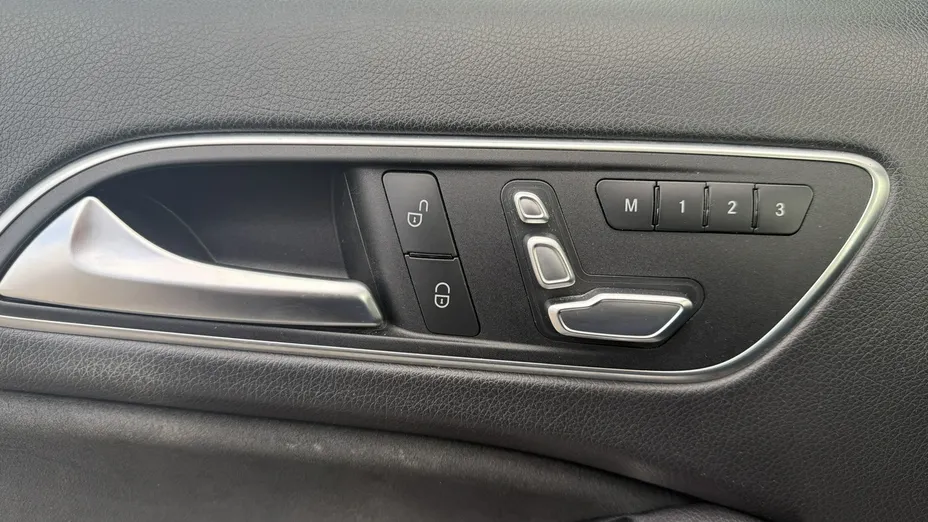 MERCEDES-BENZ A Klasa -