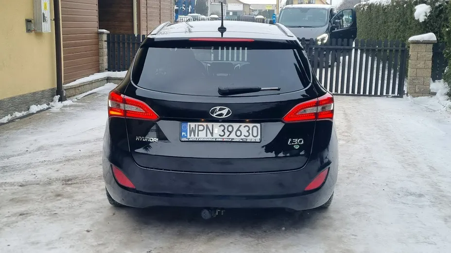 HYUNDAI i30 -