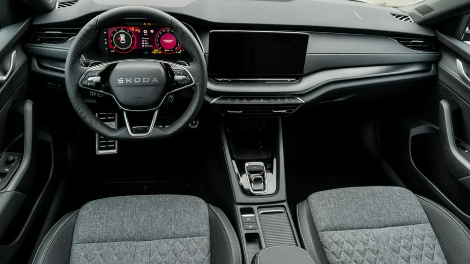 SKODA Octavia -