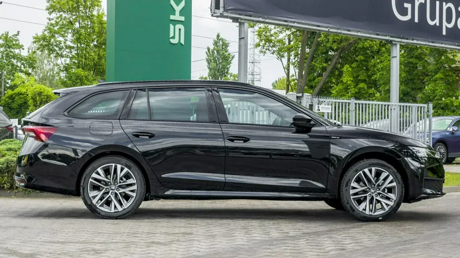 SKODA Octavia -