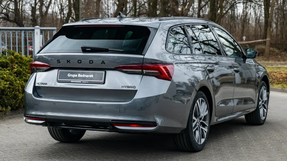 SKODA Octavia -