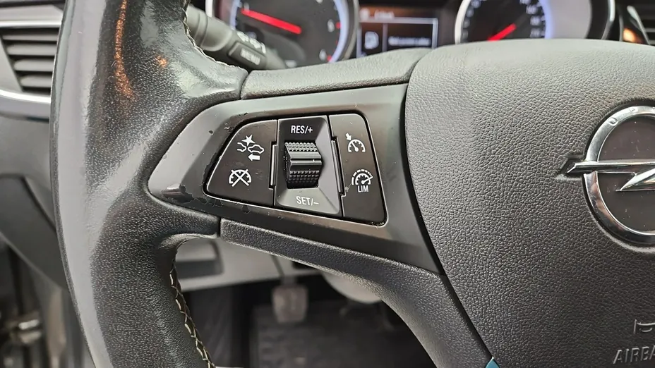 OPEL Astra -