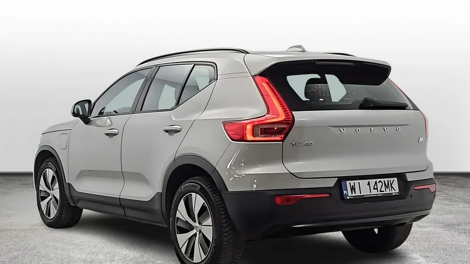 VOLVO XC40 -