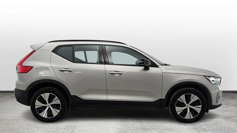 VOLVO XC40 -