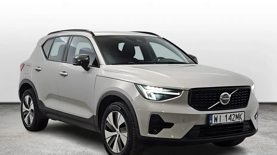 VOLVO XC40 -