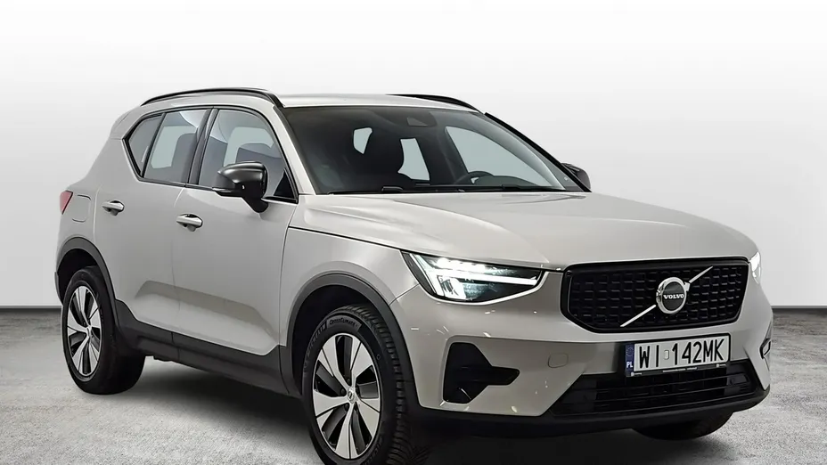 VOLVO XC40 -