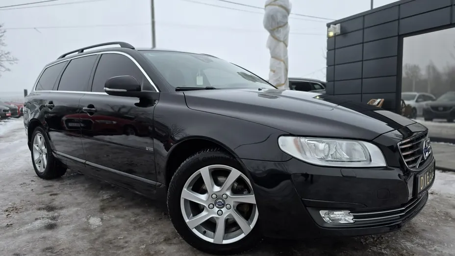 VOLVO V70 -