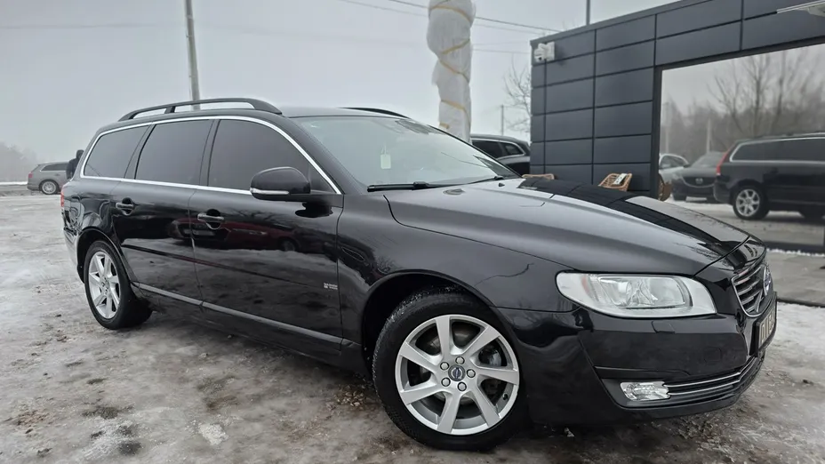 VOLVO V70 -