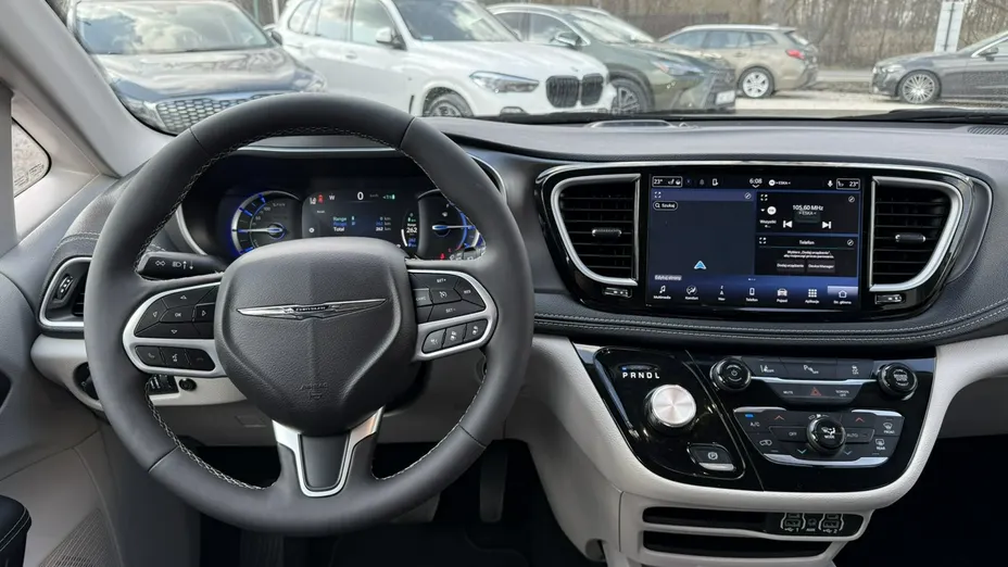 CHRYSLER Pacifica -