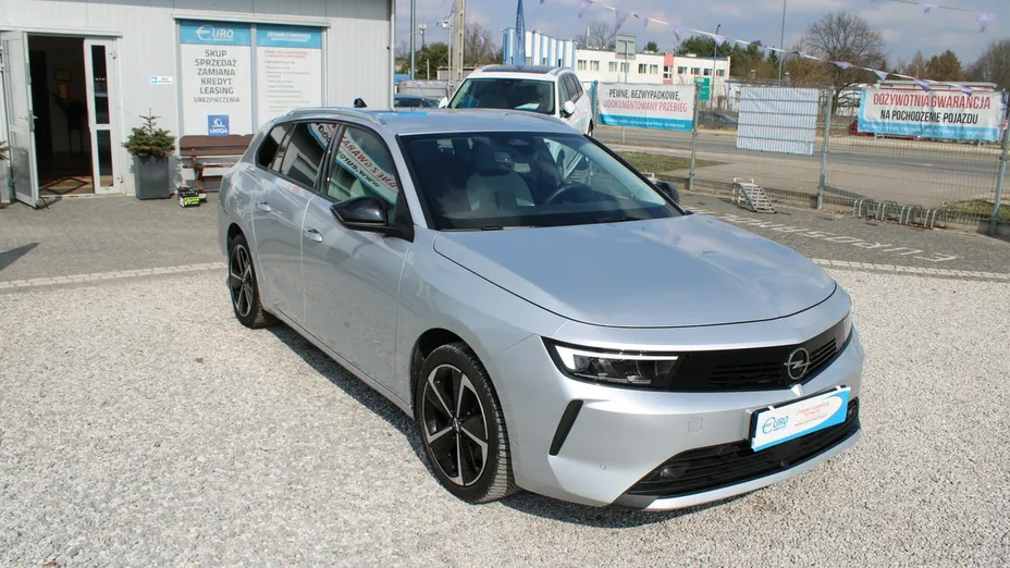 OPEL Astra -