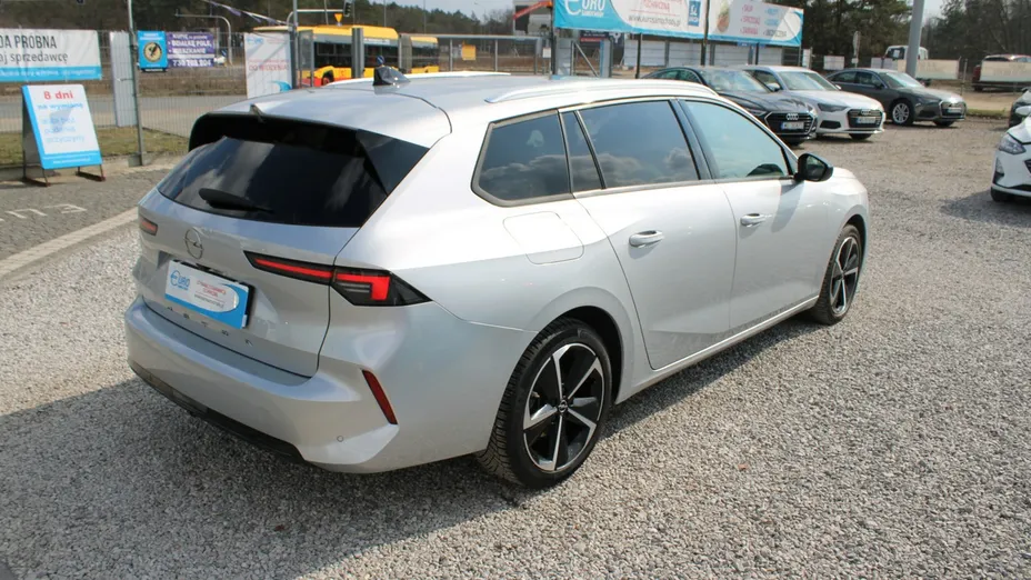 OPEL Astra -