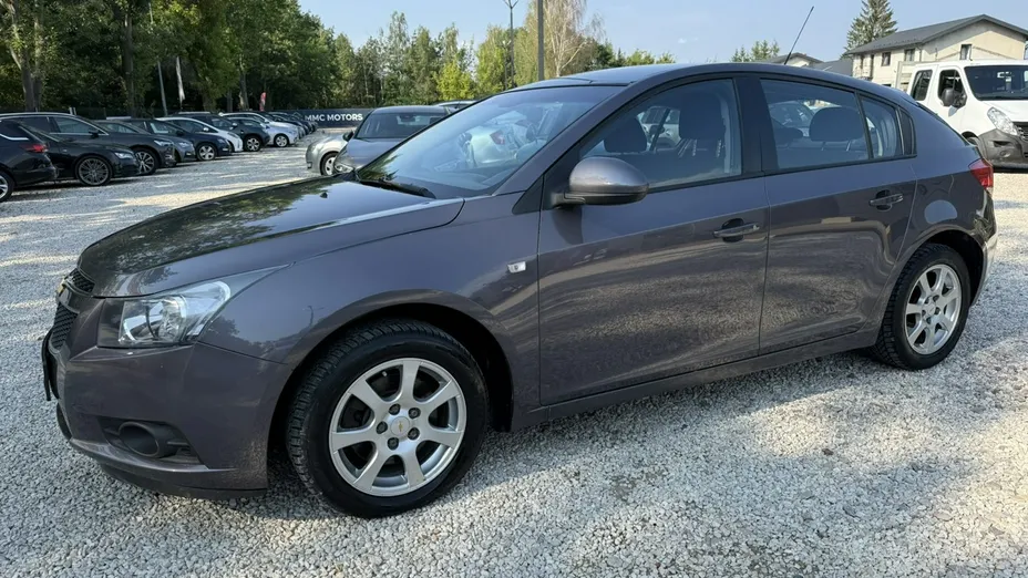 CHEVROLET Cruze -