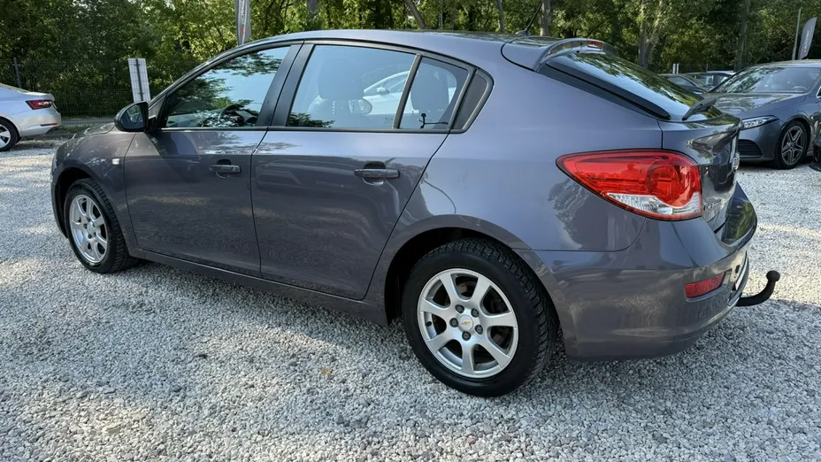 CHEVROLET Cruze -