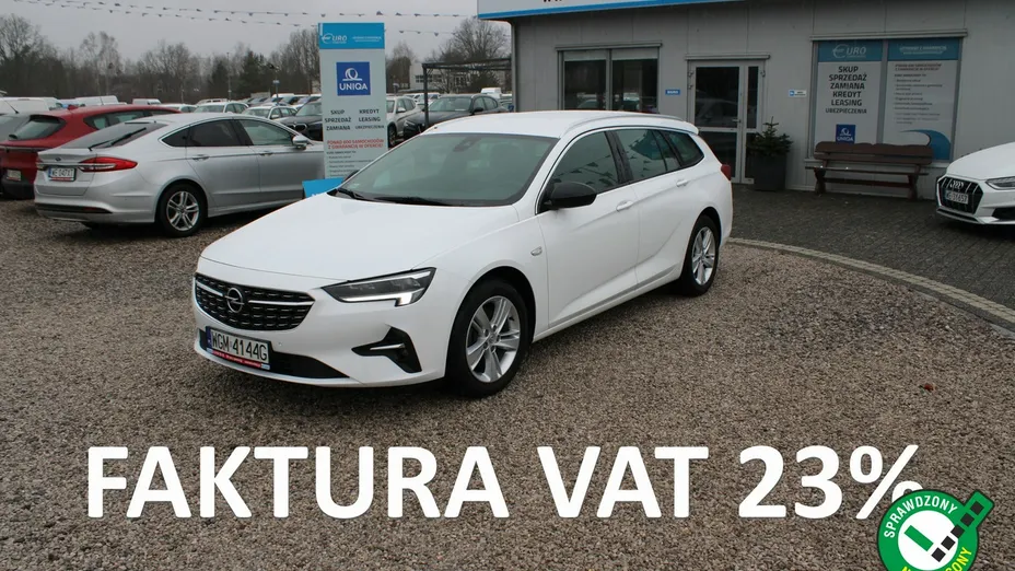 OPEL Insignia -