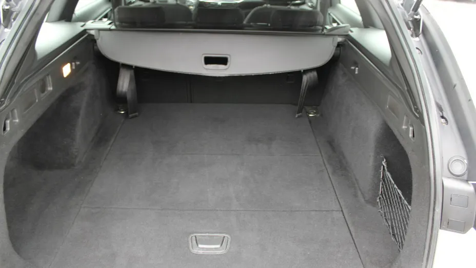 OPEL Insignia -