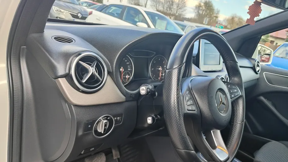 MERCEDES-BENZ B Klasa -