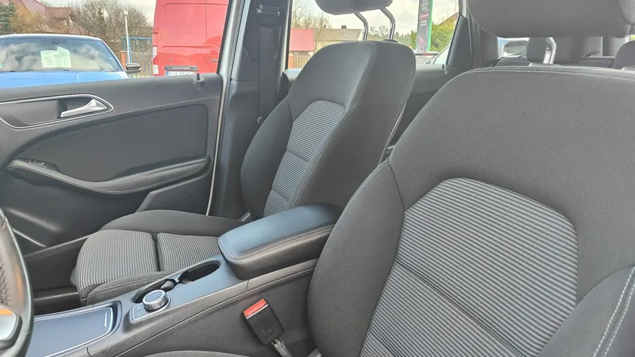 MERCEDES-BENZ B Klasa -