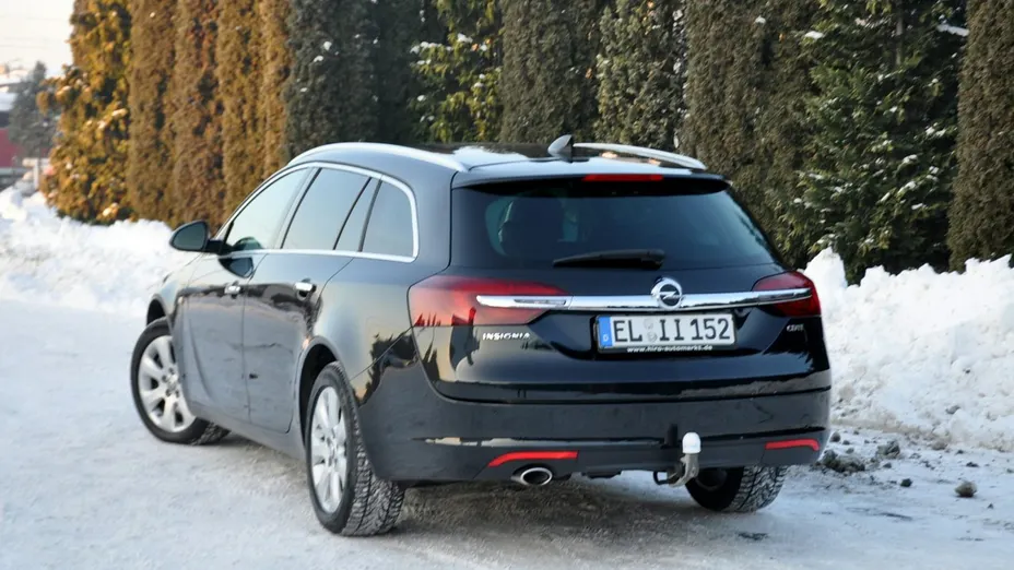 OPEL Insignia -
