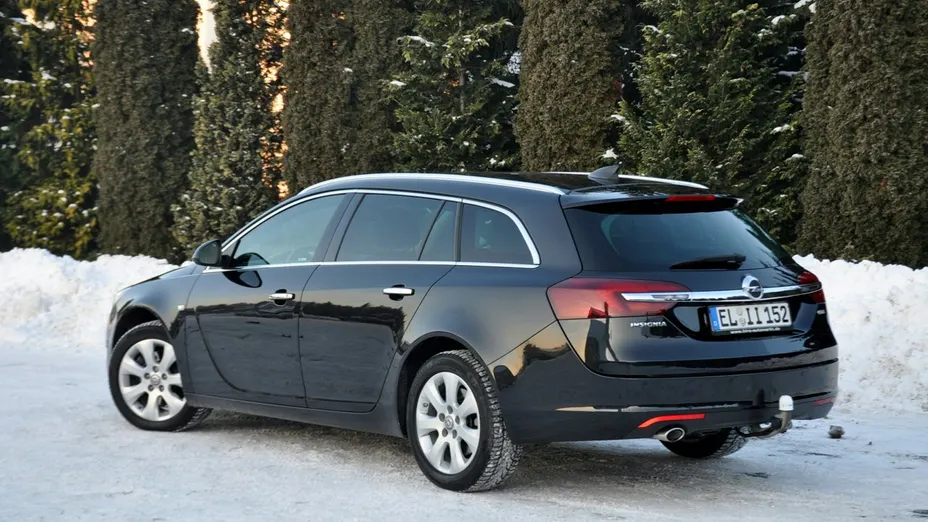 OPEL Insignia -