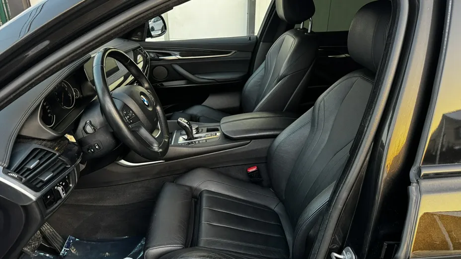 BMW X6 -