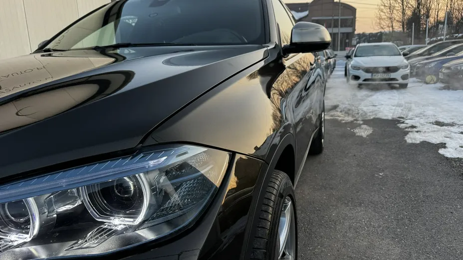 BMW X6 -