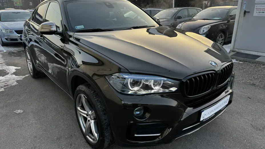BMW X6 -