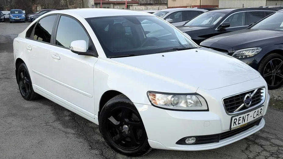 VOLVO S40 -