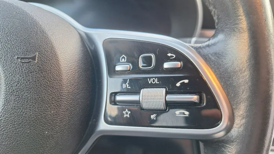 MERCEDES-BENZ C Klasa -