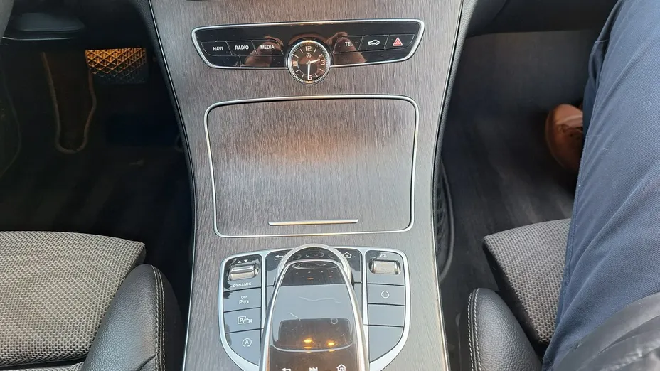 MERCEDES-BENZ C Klasa -