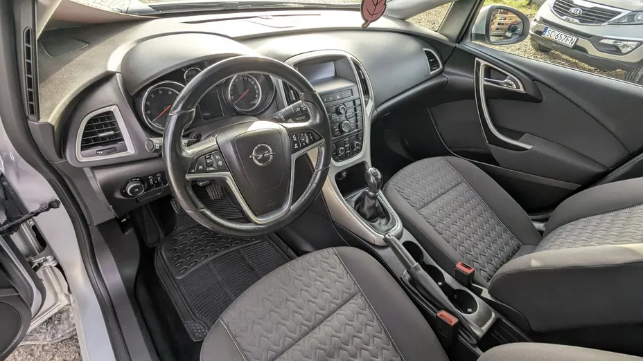 OPEL Astra -